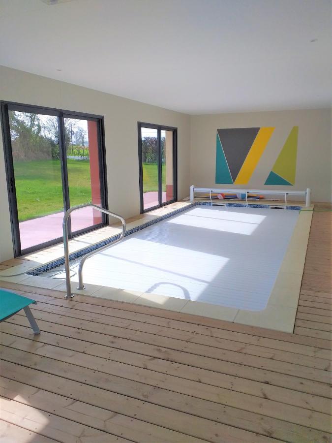 Maison Avec Piscine Interieure Privee Sans Vis A Vis Chauffee Toute L Annee Quievrecourt Exterior photo