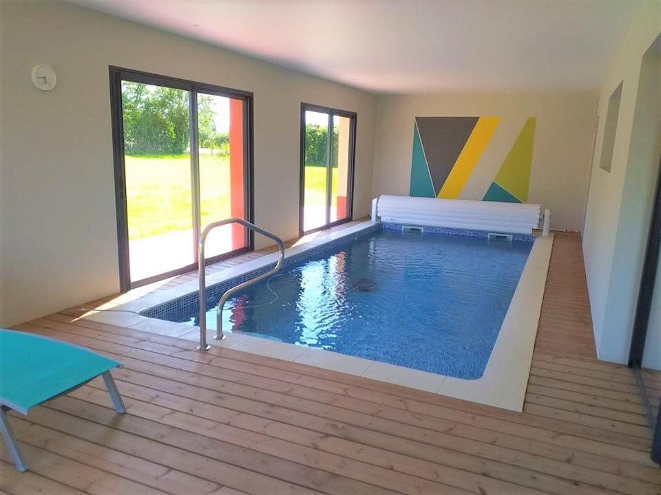 Maison Avec Piscine Interieure Privee Sans Vis A Vis Chauffee Toute L Annee Quievrecourt Exterior photo